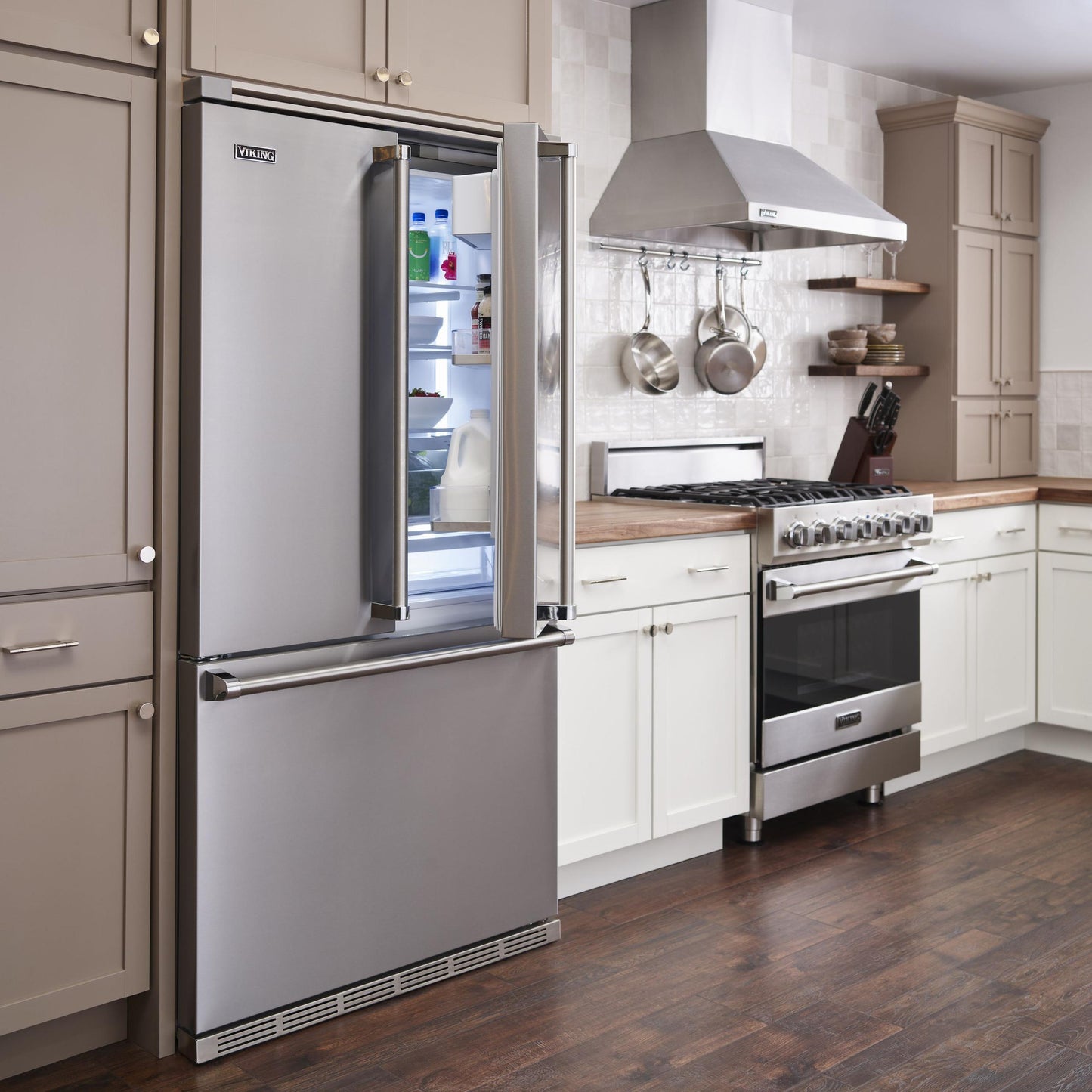 VIKING 30" Self-Cleaning Dual Fuel Range Viking 3 Series Other - RVDR33025BSPLP